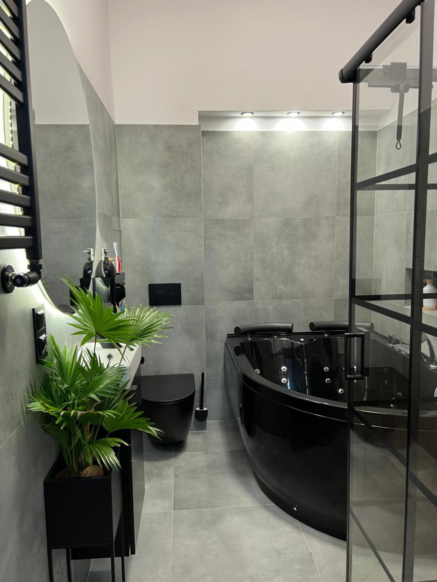 Loft W Centrum Z Jacuzzi فروتسواف المظهر الخارجي الصورة