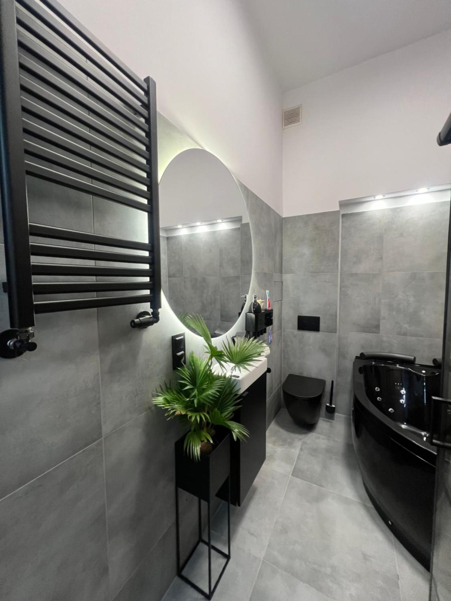 Loft W Centrum Z Jacuzzi فروتسواف المظهر الخارجي الصورة